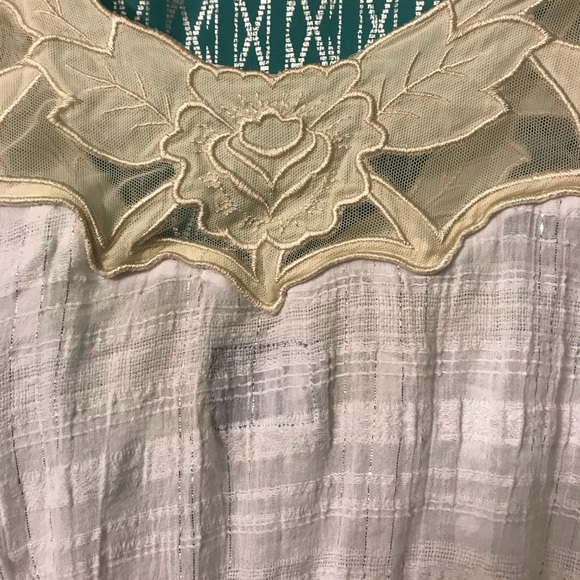 Free People white and cream tank with silver sz 6 - Picture 5 of 7